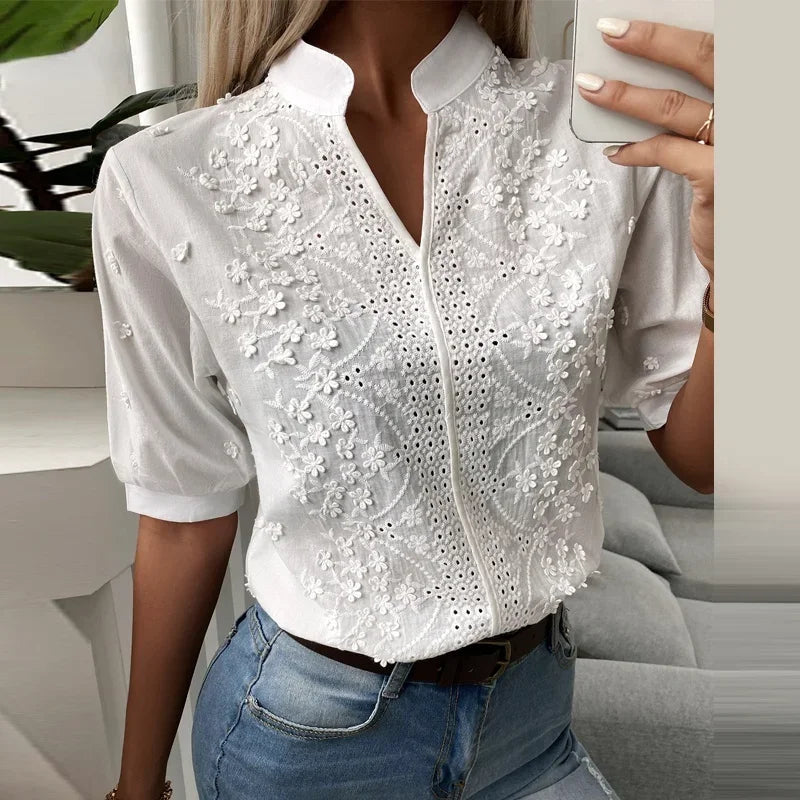 Elegante Bluse mit Stickerei - Celine