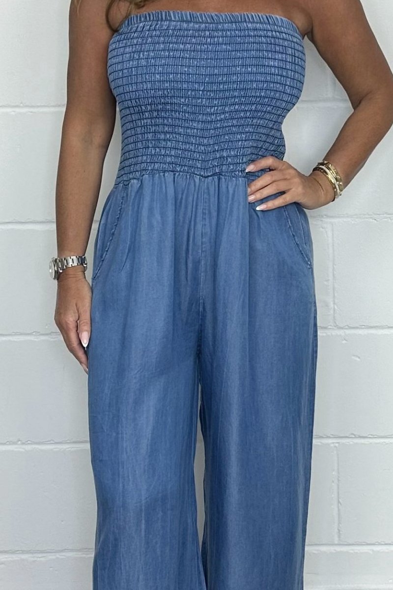 Sommer-Overall aus gewaschenem Denim - Pianne